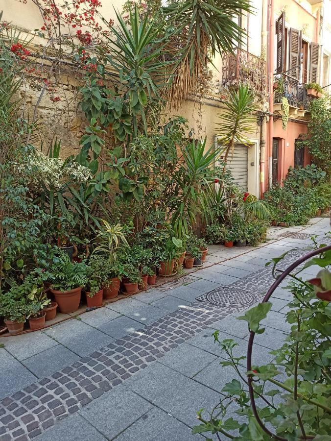 La Casetta Nel Centro Cagliari Kültér fotó