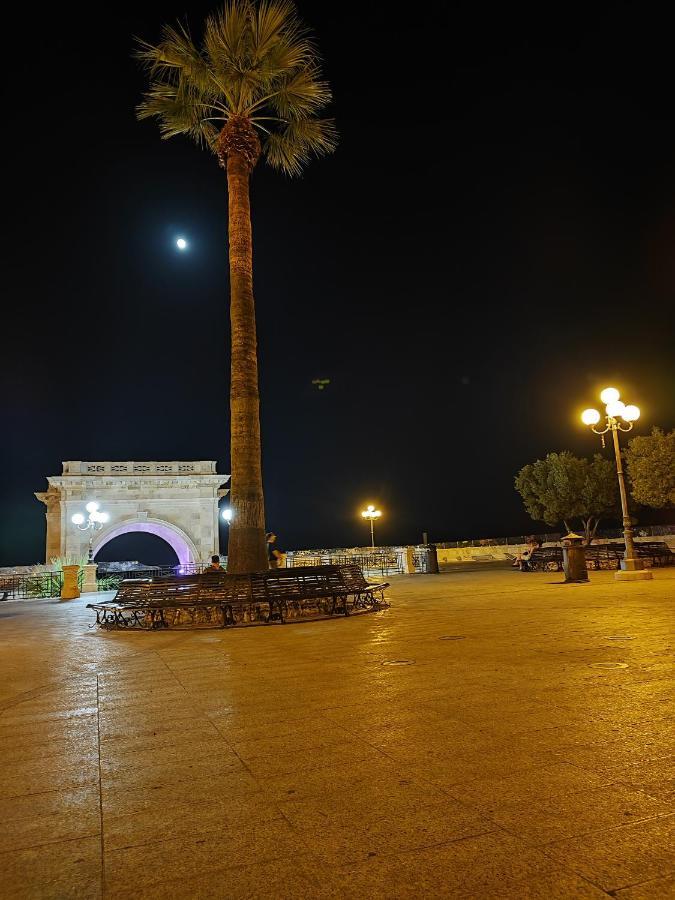 La Casetta Nel Centro Cagliari Kültér fotó